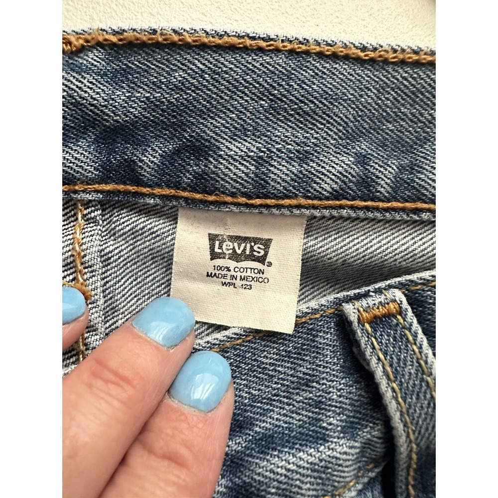 Vintage 2005 Levi's 501 Original Fit Jeans – Men's 36x30 - Picture 7 of 7